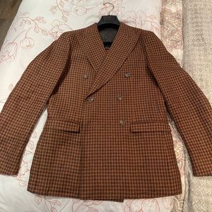 Selling my Corneliani Double breasted blazer.